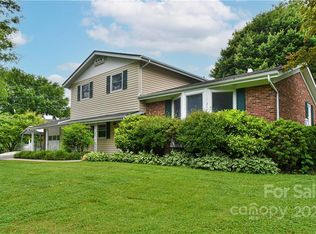 69 Sunset Dr, Asheville, NC 28806