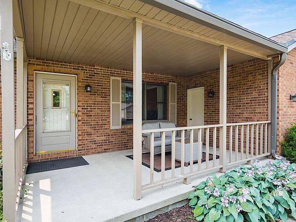 2nd image of 2903 Buxton Ln
