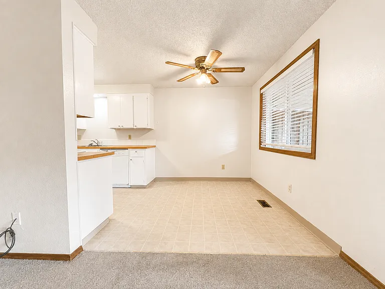 21318 SE Alder Ct — Photo 9