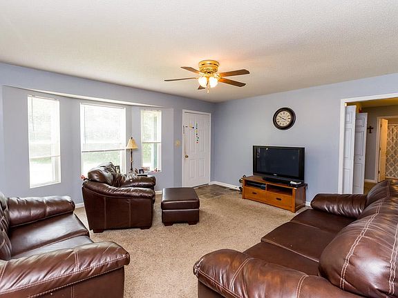 4th image of 1784 Skelton Dr