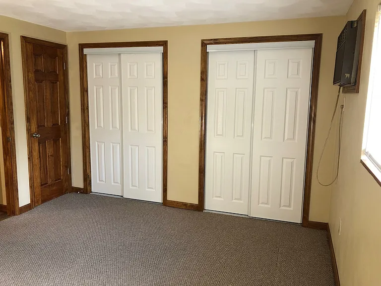 220 Airport Rd — Photo 10