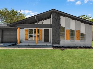 3725 Raphael Dr, Fort Worth, TX 76119