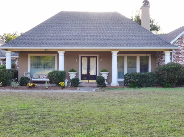 2221 Beau Bassin Rd, Carencro, LA 70520