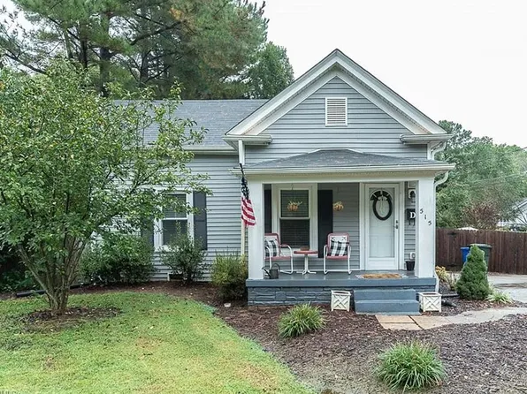 515 S 3rd St, Mebane, NC 27302