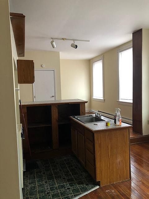 1st image of 2303 Wheeler St APT 1