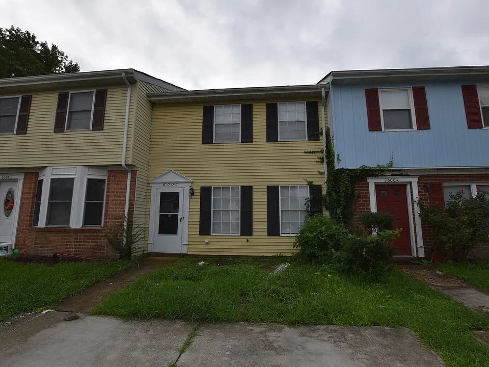 6006 Edgelake Dr