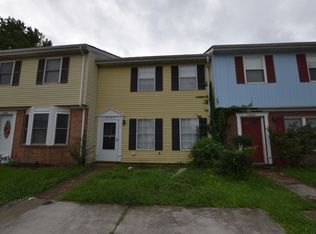 6006 Edgelake Dr, Virginia Beach, VA 23464