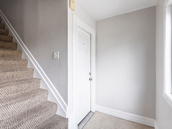 4th image of 6110 Webbland Pl #2