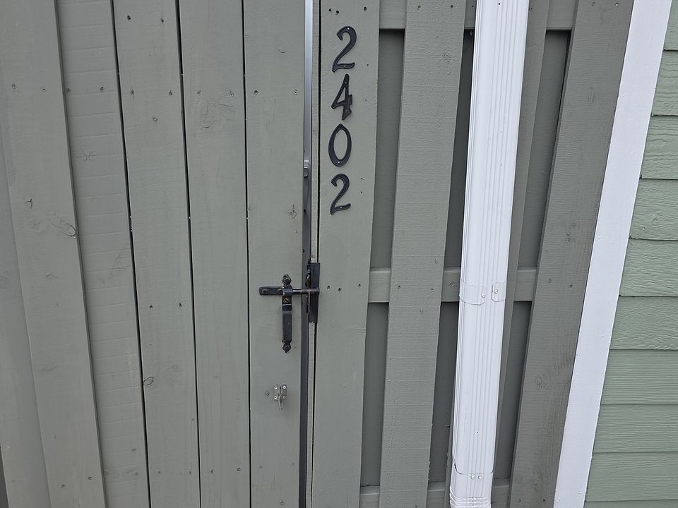 1st image of 1921 Quail Ridge Ct Unit 1-2402