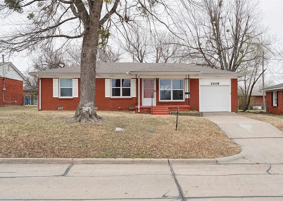 1st image of 2209 Flannery Dr