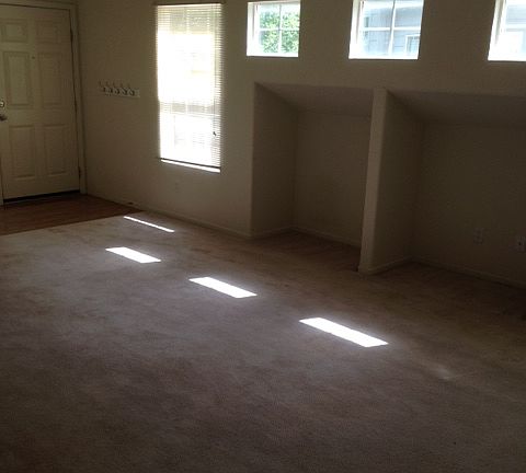 4th image of 5435 Village Meadows Dr