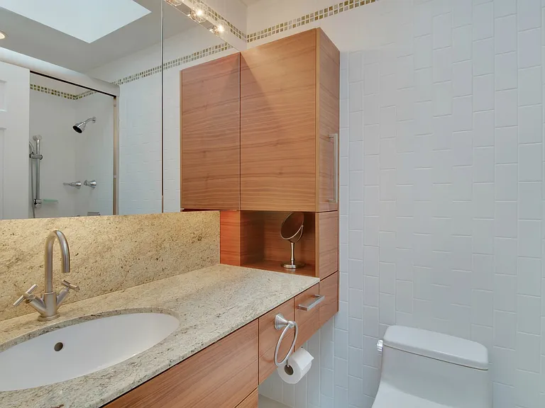 62 Bayfield Ln — Photo 13