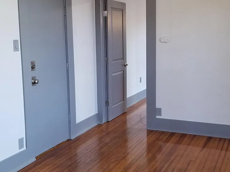 1530 N Pearl St #11 — Photo 14