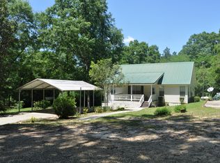 26 Egg Farm Rd, Poplarville, MS 39470