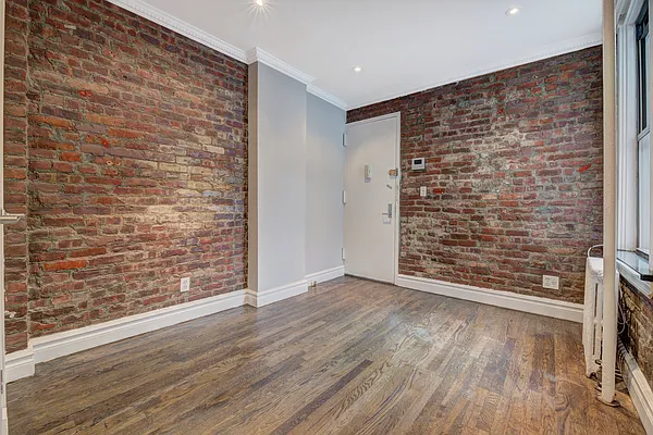 Rented by REAL New York | media 68