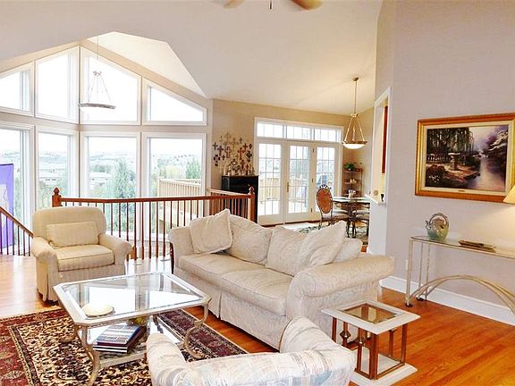 5th image of 4116 Berkshire Cir