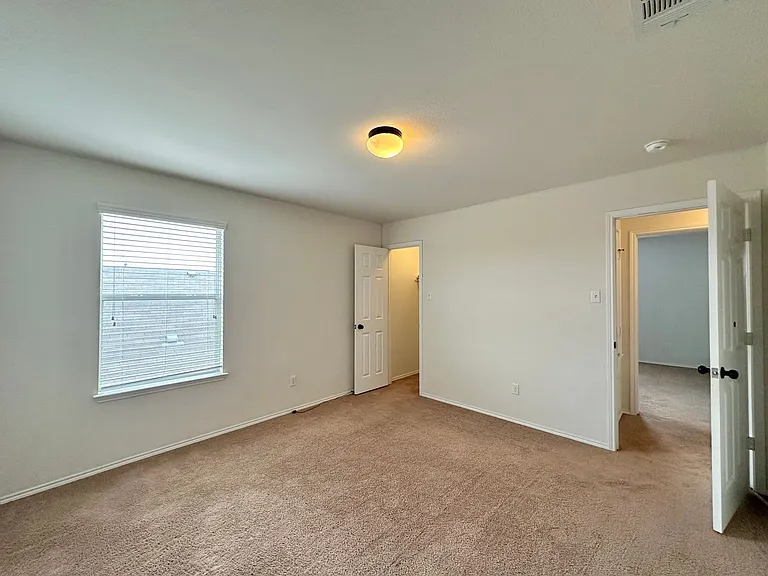 5304 Capricorn Loop — Photo 39