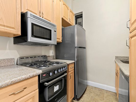 2nd image of 350 W 56th St #2
