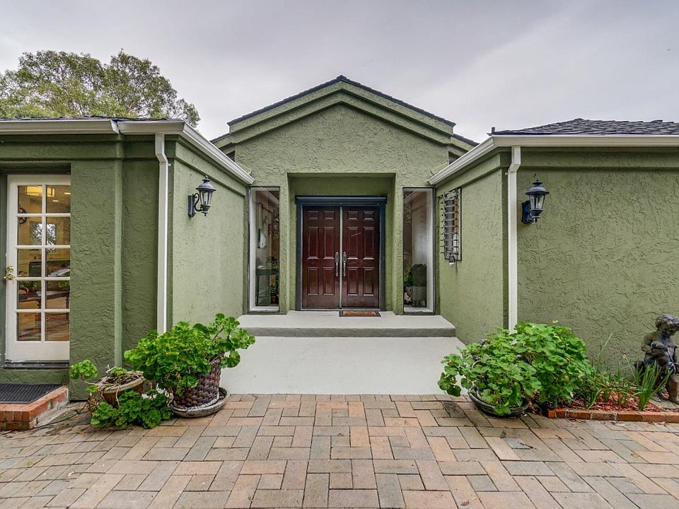1st image of 140 Teresita Way