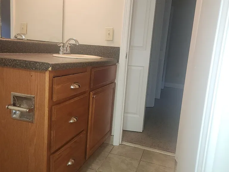114 Menlo Dr — Photo 28