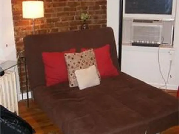 227 West 16th Street image 1 of 5