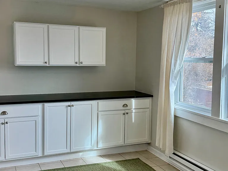 Bonus Room (office, sunroom, dining room, playroom). Leathered black granite counters throughout house