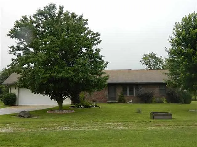 802 N Timberline Cir E photo 1
