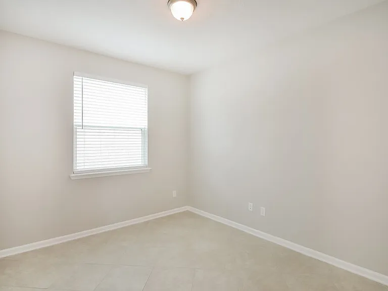 7046 Crispin Cove Dr — Photo 13