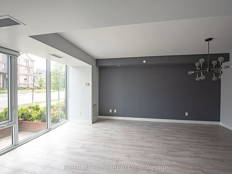 118 Varna Dr #101 — Photo 4