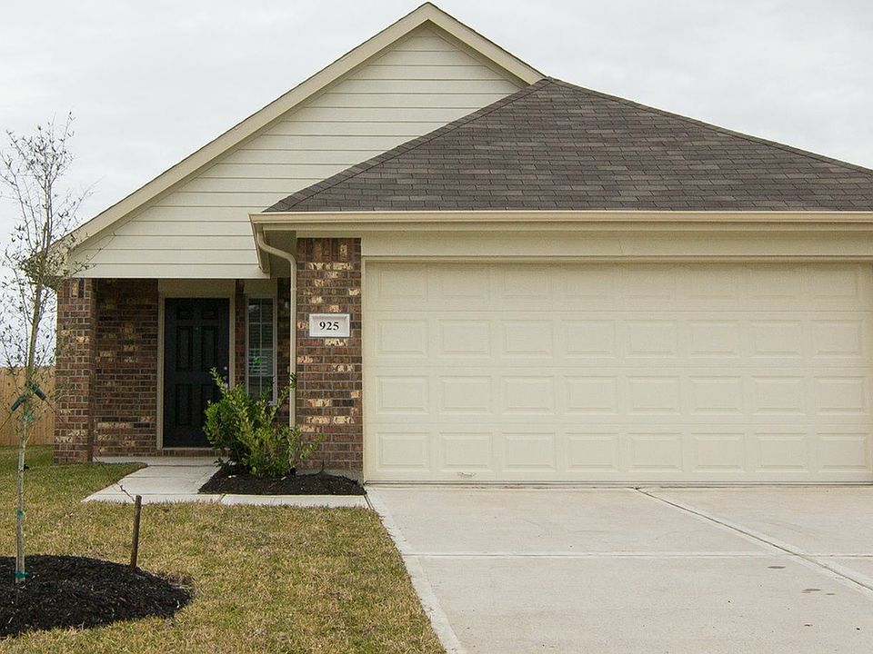 1st image of 925 Ember Wood Ct