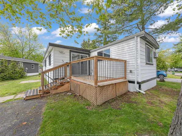 178 Neil Ct, Essex, ON N8M 2A7