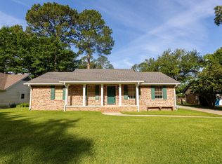 3031 Mesa Dr, Hattiesburg, MS 39402