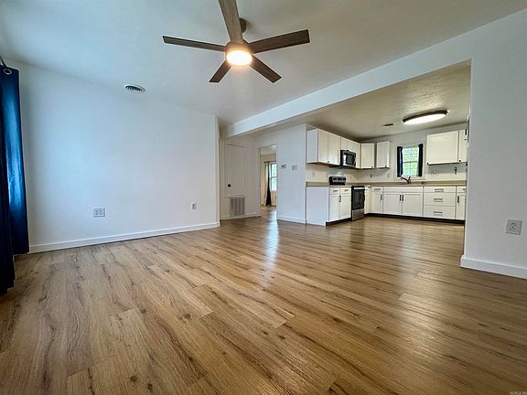 5th image of 1315 E River Ave
