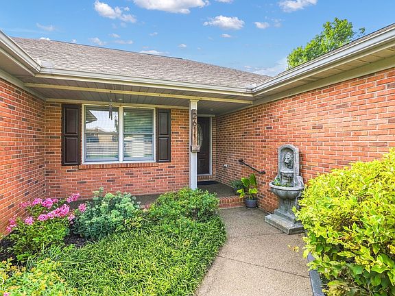 3rd image of 2611 Conestoga Ct