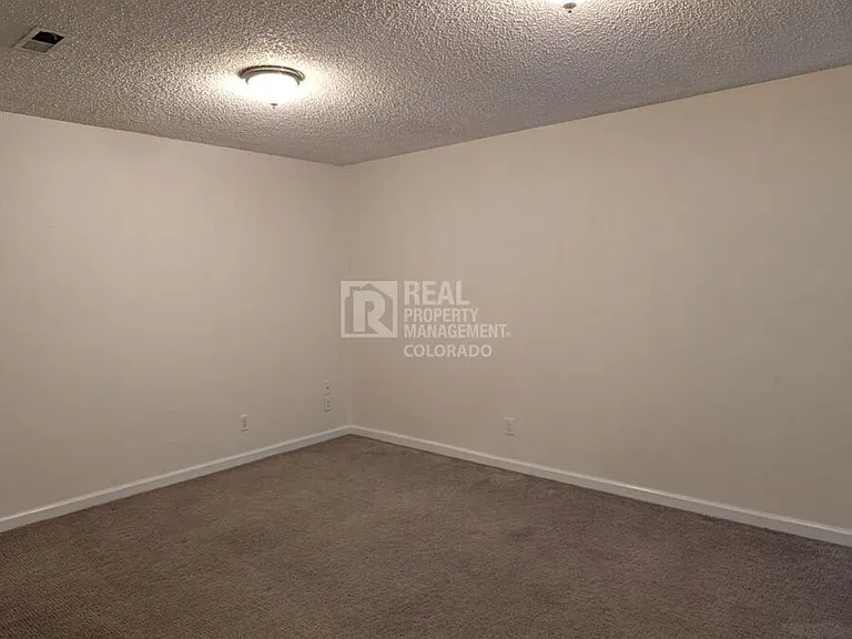 4260 S Kittredge St — Photo 1