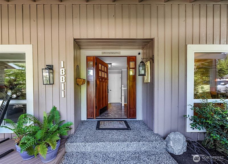 4th image of 18811 SE 44th Way