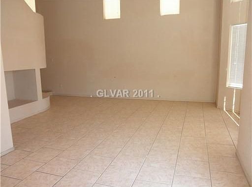 3rd image of 3530 Tokyo Ct