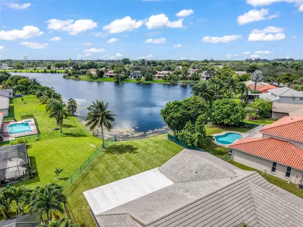 15600 Huntridge Road, Davie, FL 33331