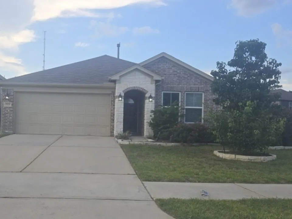 29219 Enchanted Falls Cir