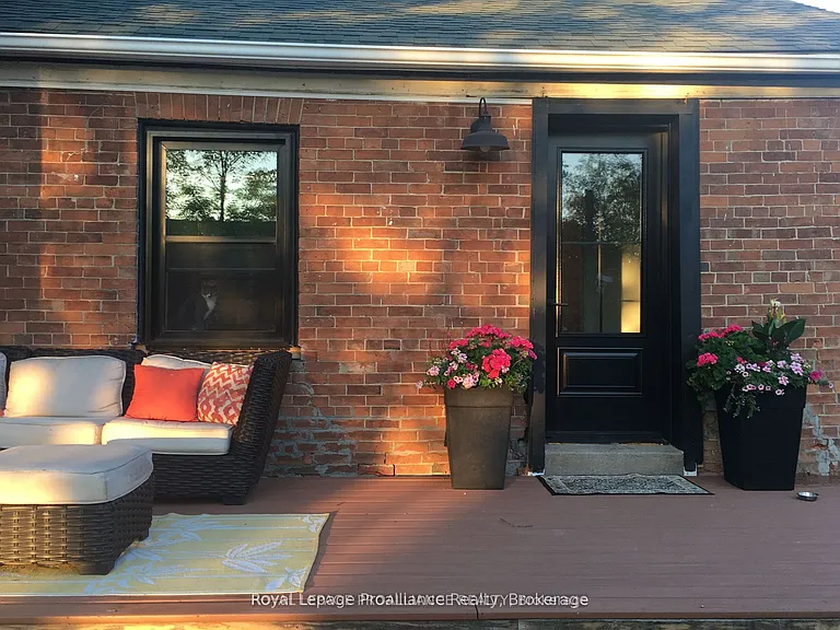 26 York St — Photo 2