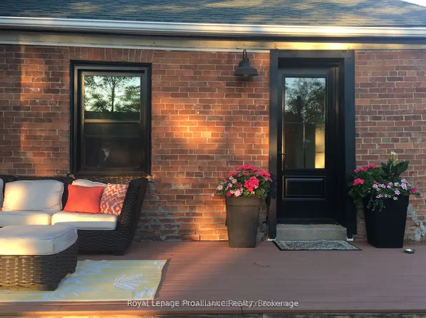 26 York St, Prince Edward County, ON K0K 2T0