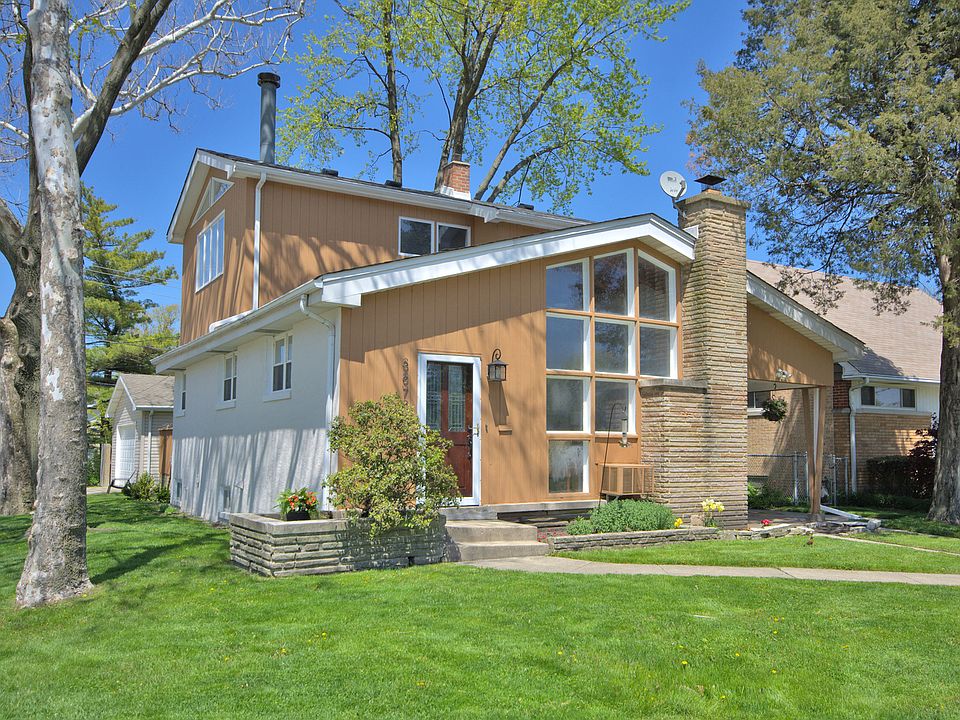 1st image of 3870 Jarvis Ave