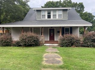 397 Wilkesboro St, Mocksville, NC 27028