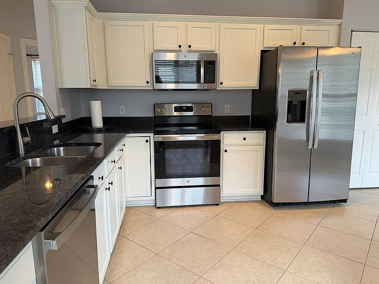 28 Darby Creek Ct — Photo 4