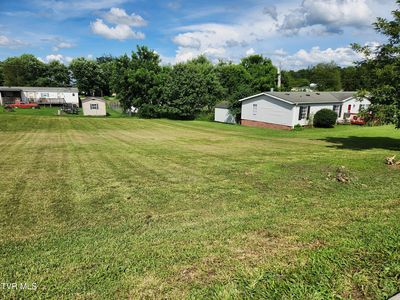 319 Lories Ln, Piney Flats, TN, 37686