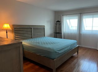 34 Newport Dr, Wayne, PA 19087