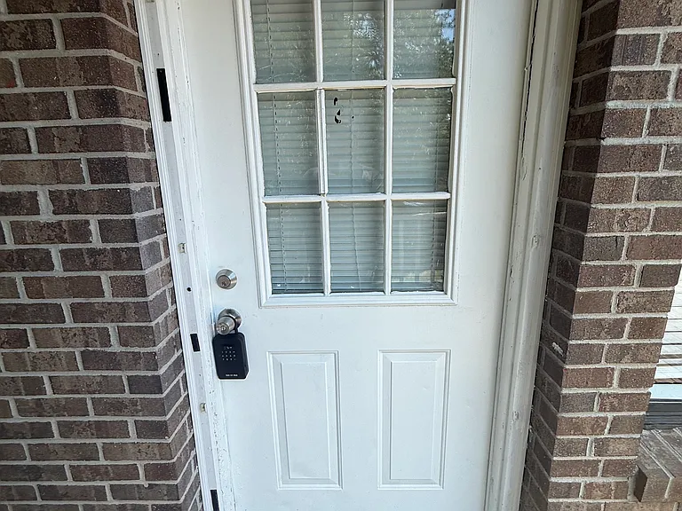 28 Walnut Ln #A — Photo 11