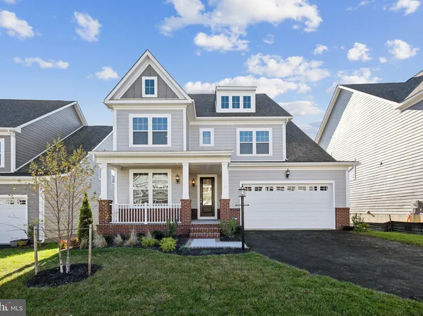 1873 Serviceberry Rd, Dumfries, VA 22026