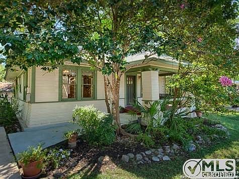 1st image of 442 Queen Anne Ct