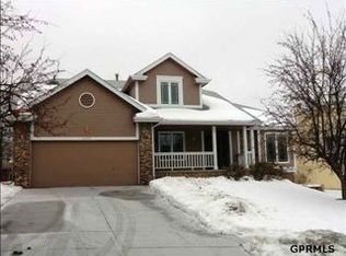 16909 Patterson Dr, Omaha, NE 68135